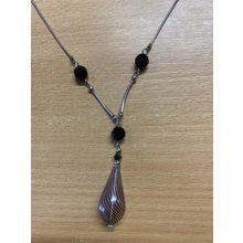 VINTAGE SILVER TONE BLACK STONES & PENDANT NECKLACE 9.5 GRAMS 26.5cm LONG (P3)