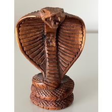 HAND CARVED WOODEN KING COBRA FIGURE (4 INCH)