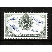 NEW ZEALAND 1946 SG 671 3d BADGE AND AIRPLANE M / MINT