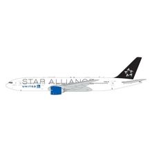 B777-200ER UNITED AIRLINES REG: N77022 - GEMINI JETS GJUAL2314 1/400 - PRE ORDER