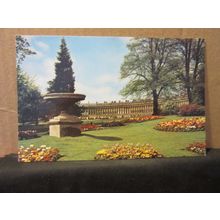 THE ROYAL CRESCENT and GARDENS, BATH. SOMERSET. unused vintage postcard =