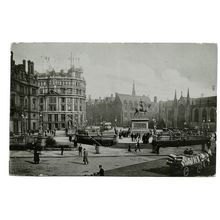 Postcard UK England Yorkshire Leeds City Square animated street scene 1904