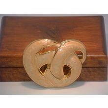 Pre-Owned Women’s Fancy Gold & Tan Men’s Belt Buckle