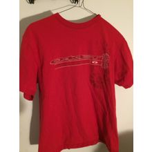 Preowned Oakley Men's Medium Red T-Shirt (Wears a Little Small)