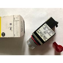 NEW 800MR-24JA4BRA ALLEN BRADLEY A-B 800MR-24JX4B A,800M-XA SWITCH,10A,SE