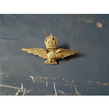 WW2 RAF Royal air force crowned eagle badge gilt bronze by stokes of melb