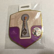 New Disney Hunchback of Notre Dame 25th Anniversary Special Edition 2" Key Pin