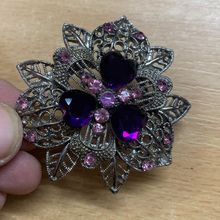 VINTAGE PINK & PURPLE STONES SILVER TONE BROOCH 29 GRAMS 6cm-WIDE (P3)