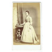 Victorian cdv photo woman wearing pale frock Knightsbridge photographer