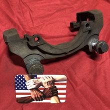 Land Rover LR001014 LR2 Front Brake Caliper Bracket + Hardware Fits Left Right