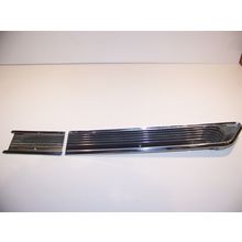 1966 CHRYSLER 300 RH LOWER FENDER DOOR TRIM OEM #2579538 2574772