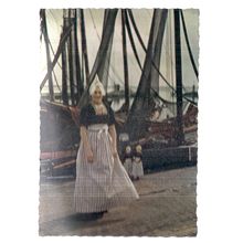 AALTJE VAN VOLENDAM unused vintage postcard girl in national costume 1957 =