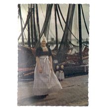 AALTJE VAN VOLENDAM unused vintage postcard girl in national costume 1957