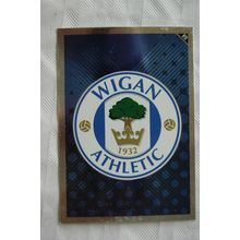 2010/11 Topps Match Attax Trading Card R19 club logo Wigan Athletic