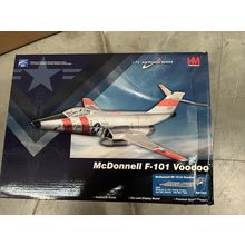 RF-101A VOODOO 45TH TRS TAIWAN 1960 - BOX DAMAGED - HOBBY MASTER HA9302 1/72