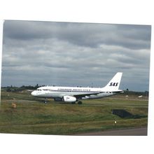 AIRBUS A319 AIRCRAFT S.A.S. AT BIRMINGHAM AIRPORT CARD NO W 151