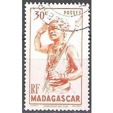 Madagascar 1946 Michel 388 O Cote (2005) 0.30 € Danseur du Sud Cachet rond
