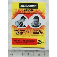 1997 Sporting Profiles card No. 30 Henry Cooper v. Jefferson Davis