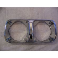1974 CHRYSLER NEW YORKER TOWN & COUNTRY HEADLIGHT BEZEL LH 3691213 1975 1976 77