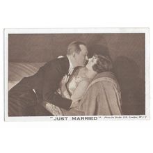 Criterion Theatre Advertising Postcard, Piccadilly Circus, London, Just Married.