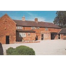 Interpretative Centre Bosworth Leics Leicester Battlefield Ambion Farm Postcard