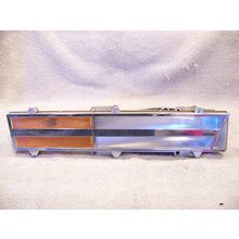 1972 CHRYSLER IMPERIAL FRONT MARKER LIGHT / TURN SIGNAL ASSY LH 1973 #3478914