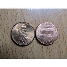 2007 USA 1 Cent Lincoln Memorial Coin