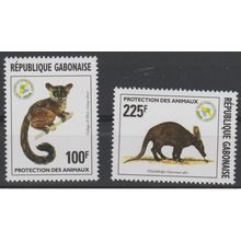 Gabon 1996 Mi. 1309 - 1310 Protection des animaux Galago d'Allen Oryctérope RARE