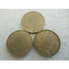 Spain - 3 differently dated cien pesetas coins - dated 1982/1983/1984