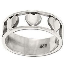 925 Sterling Silver Interspaced Hearts Band Ring