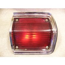 1965 PLYMOUTH FURY WAGON RH TAILLIGHT ASSEMBLY FURY II STATION WAGON 2449676
