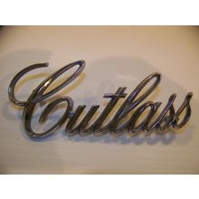 1972 OLDSMOBILE CUTLASS EMBLEM OEM #408954 1973 1974 1975 1976 1977