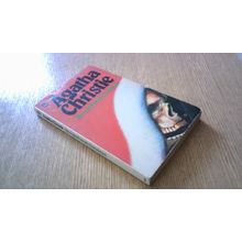 Hercule Poirot's Christmas. Agatha Christie (Paperback) Fontana 1984 VINTAGE
