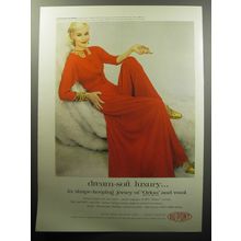 1957 Du Pont Orlon Advertisement - Dream-soft luxury