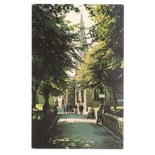 CROOKED SPIRE, ST. PETER'S CHURCH, BARNSTAPLE, DEVON.. vintage unused postcard =