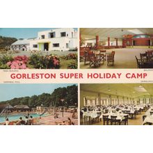 Gorleston On Sea Norfolk Super Holiday Camp Postcard