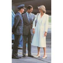 Princess Diana Prince Charles Chauffeur at Dyce Airport 1981 Postcard