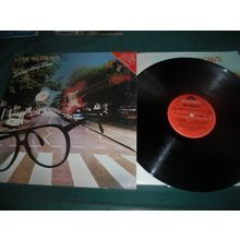 THE SHADOWS LP - LIVE AT ABBEY ROAD