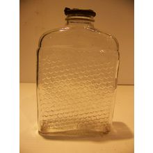 VINTAGE LAKE SHORE HONEY BOTTLE WITH NO DRIP METAL LID HONEYCOMB DESIGN