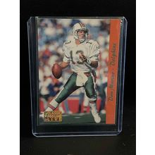 Dan Marino #152 | 1993 Pro Line Live Football Trading Card