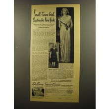 1945 Du Barry Success Course Ad - Small-town girl captivates New York