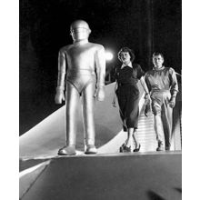1951’s THE DAY THE EARTH STOOD STILL Klaatu & Helen exit ship b/w 8x10 scene