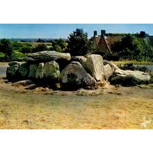 Le Dolmen De Kermario Prehistoric Megalithic Tomb Grave Stones Postcard