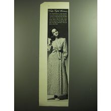 1970 Saks Fifth Avenue Robe Collections Advertisement - Very Saks Fifth Avenue