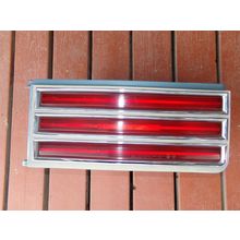 1980 81 82 83 Chrysler Cordoba RH Taillight OEM 4076980 4076712