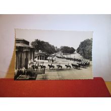 THE HOUSEHOLD CAVALRY IN HYDE PARK, London used postcard RP Valentine 1959 pm =