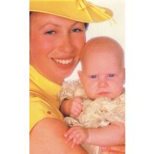 Princess Anne 30th Birthday With Baby 1981 Award Photo Postcard
