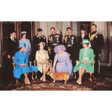 Queen Mother 80th Royal Birthday Royal Family Group Photo Portrait Postcard