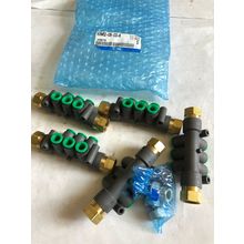 LOT 5 SMC KRM12-08-03-6,KRE78,PUSHBUTTON VALVE CONNECTOR AIR CONNECTION VALVE,SC