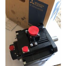 NEW MITSUBISHI HF-SP2024B AC SERVO MOTOR. 3AC 281V 5A 2KW,2000 R/MIN,5.0A.AM